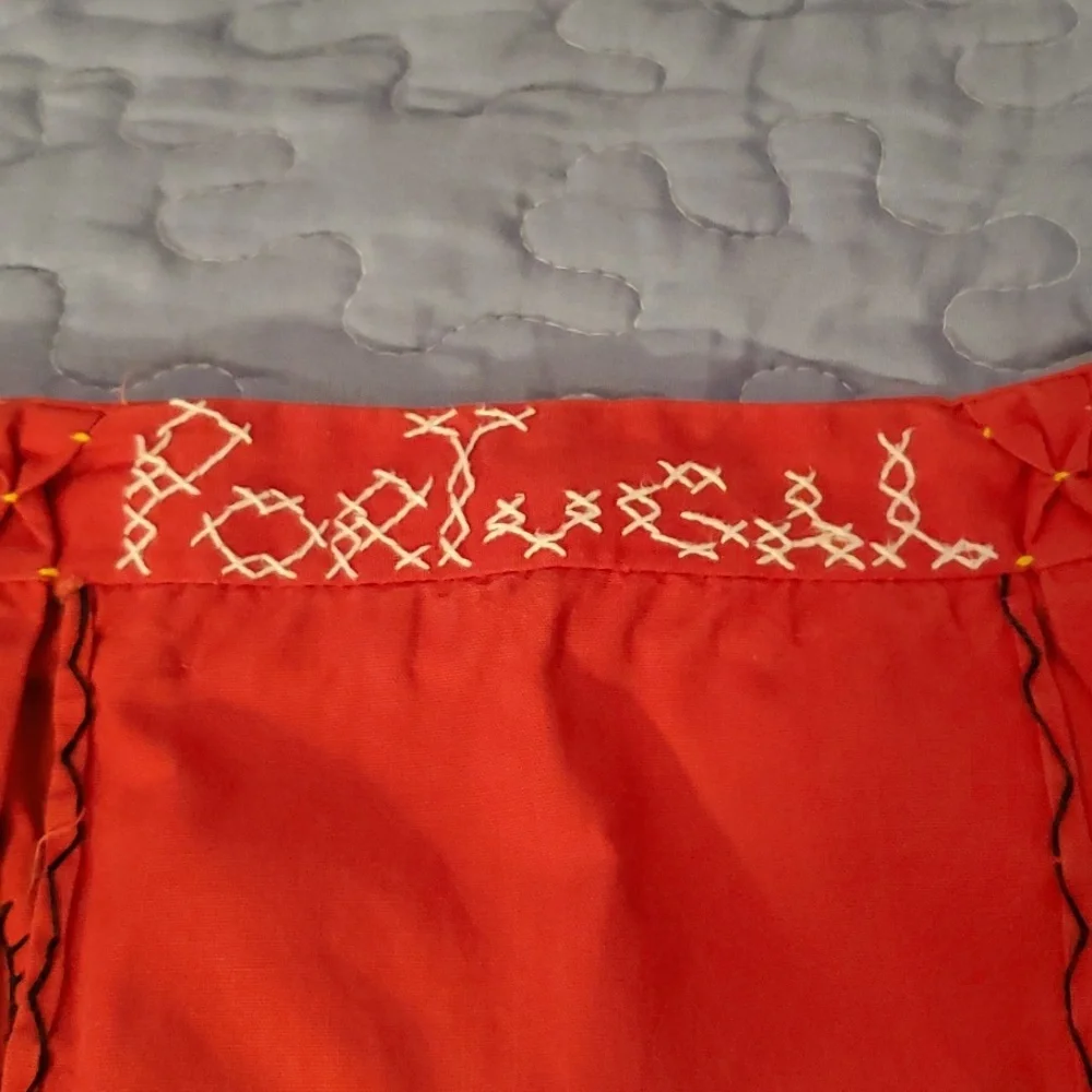 Vintage Hand Embroidered Portugal Half Apron - Picture 3 of 10